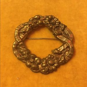 Vintage Gold flower wreath brooch pin daisy retro antique boho bohemian
